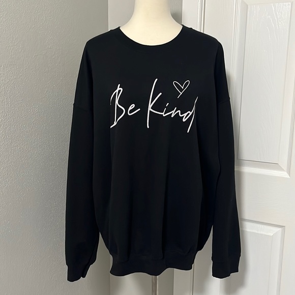 Gildan Tops - Gildan Heavy Blend Be Kind Crew Neck Pullover Sweatshirt